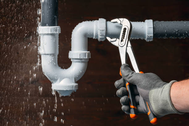 Professional Gas Line Repair technician working in Otisville, MI